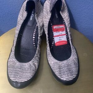 Calvin Klein Women's Striped Black and White Flats